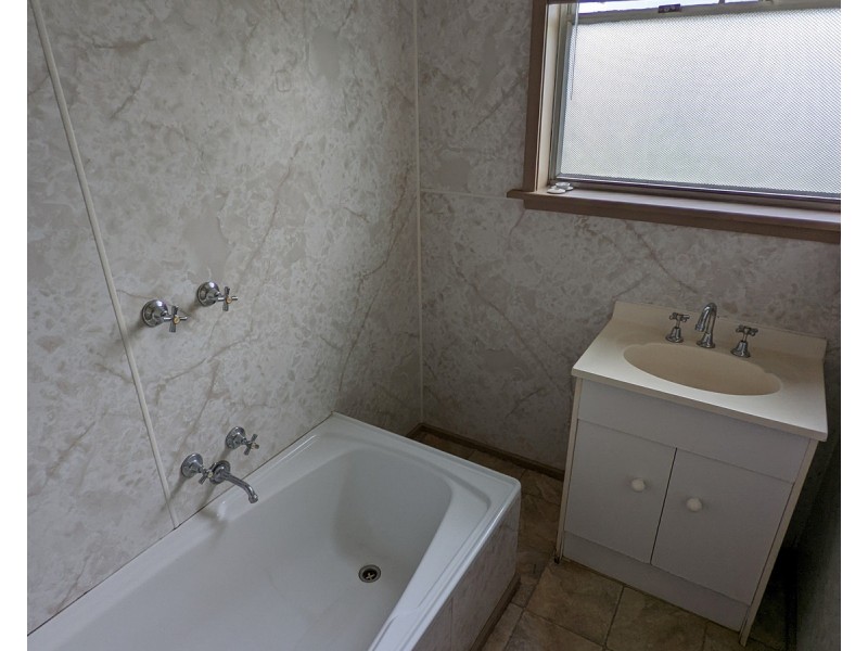 19 Christie Court, Sale VIC 3850