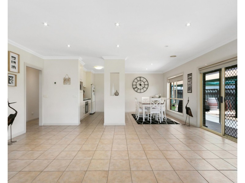 22 Marilyn Way, Sale VIC 3850