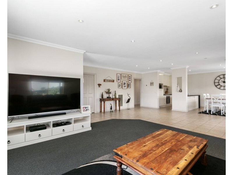 22 Marilyn Way, Sale VIC 3850