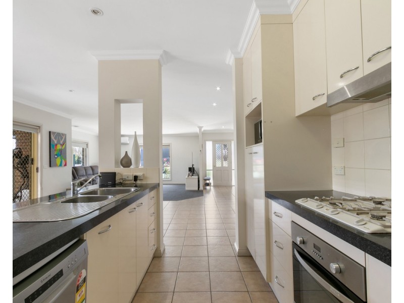 22 Marilyn Way, Sale VIC 3850