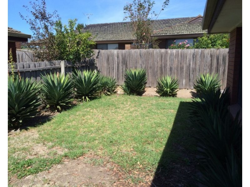 1/96 Reeve Street, Sale VIC 3850