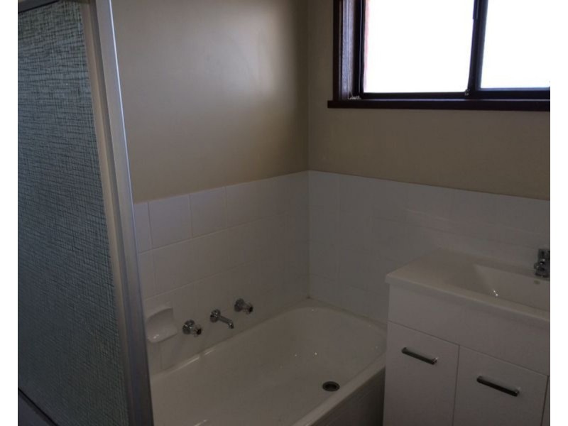 1/96 Reeve Street, Sale VIC 3850