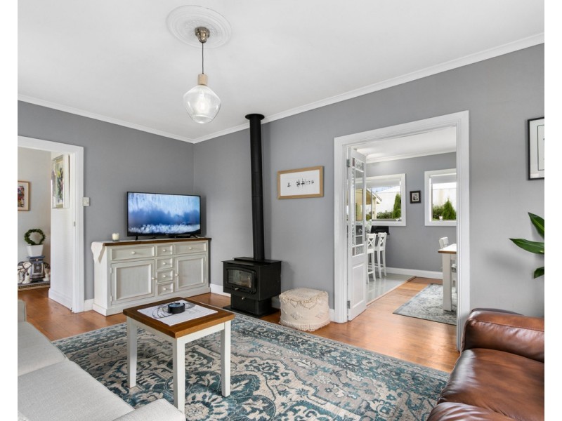 11 Raglan Street, Sale VIC 3850