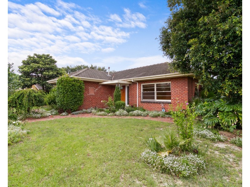 469 Raymond Street, Sale VIC 3850