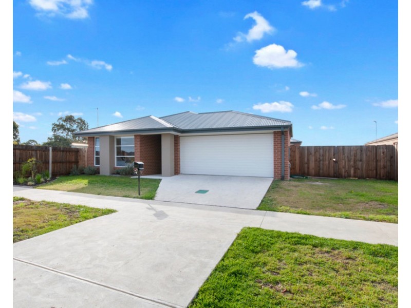 79 Hobson Street, Stratford VIC 3862