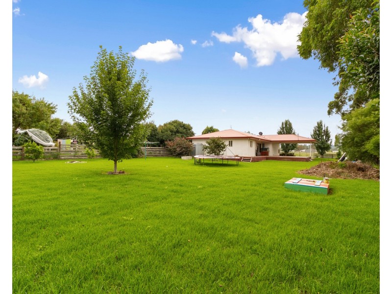 74 Victoria Street, Briagolong VIC 3860