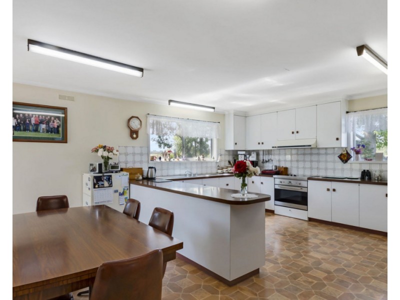 430 Rougheads Road, Leongatha South VIC 3953