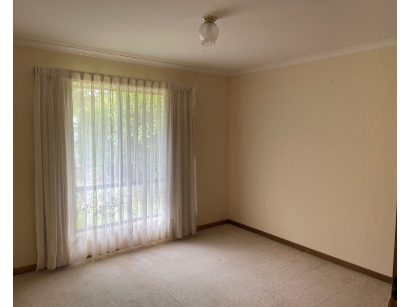 13 Yvette Close, Sale VIC 3850