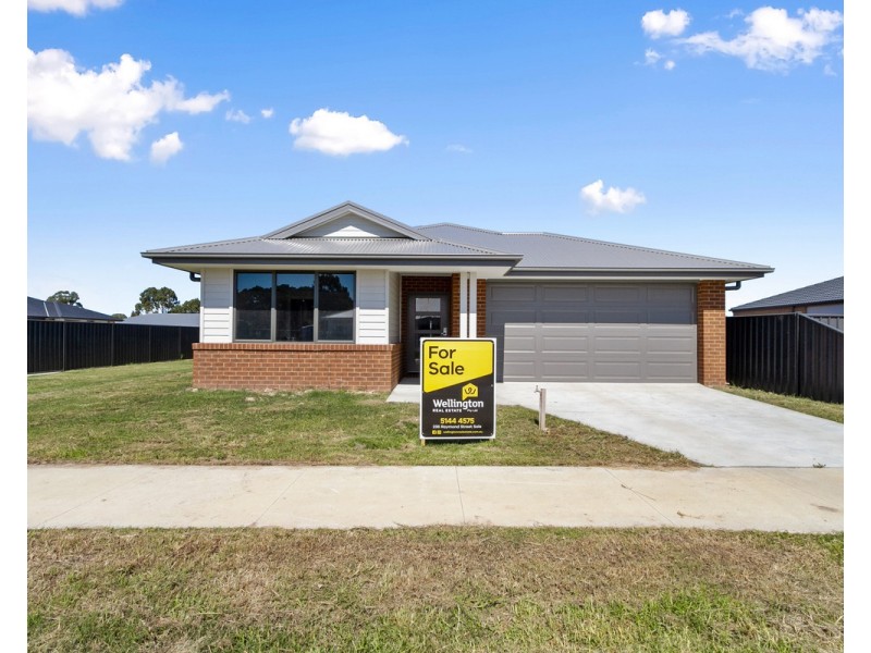 22 Peters Drive, Stratford VIC 3862