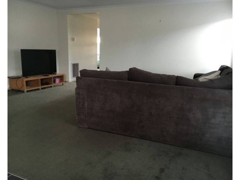 7 Ruthberg Drive, Sale VIC 3850