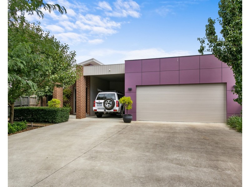 25 Pettit Drive, Sale VIC 3850