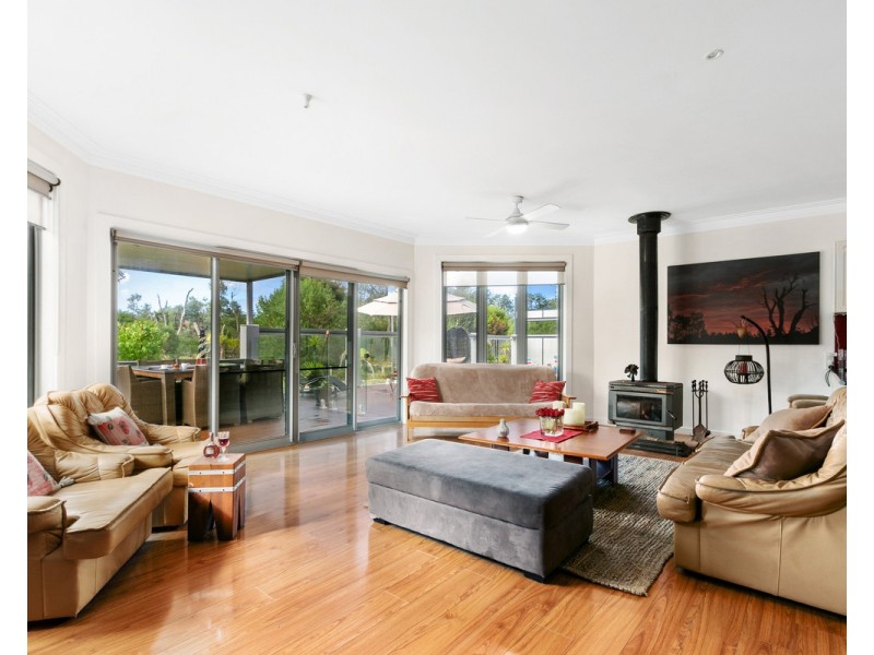 6 Catania Court, Glomar Beach VIC 3851