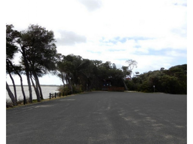 23 Seagull Drive, Loch Sport VIC 3851