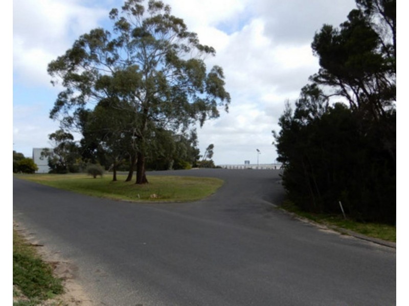 23 Seagull Drive, Loch Sport VIC 3851