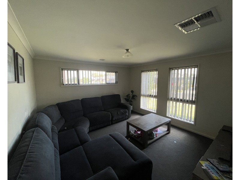 68 Woondella Boulevard, Sale VIC 3850