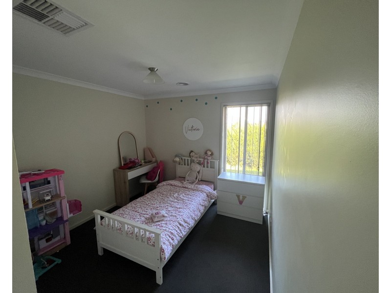 68 Woondella Boulevard, Sale VIC 3850