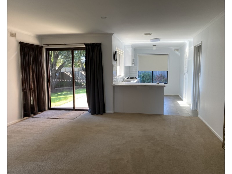 2/44 Patten Street, Sale VIC 3850