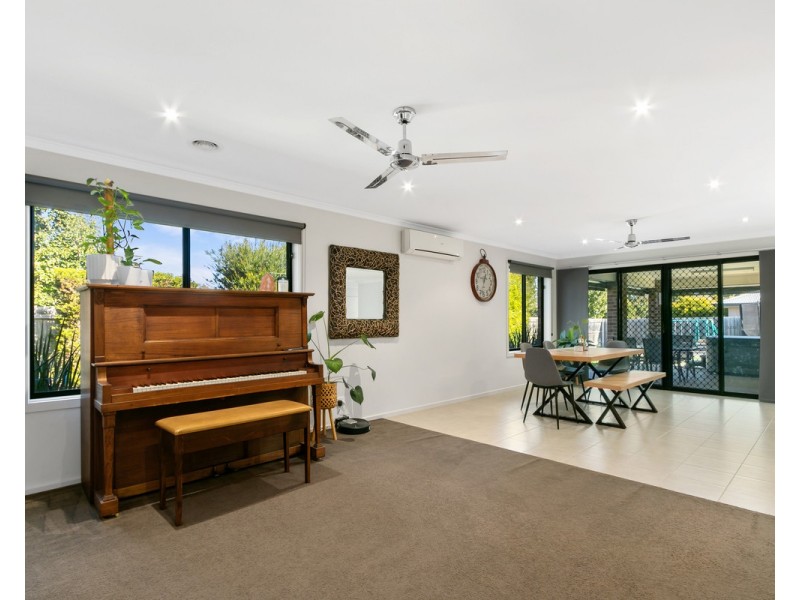 14 The Boulevard, Sale VIC 3850