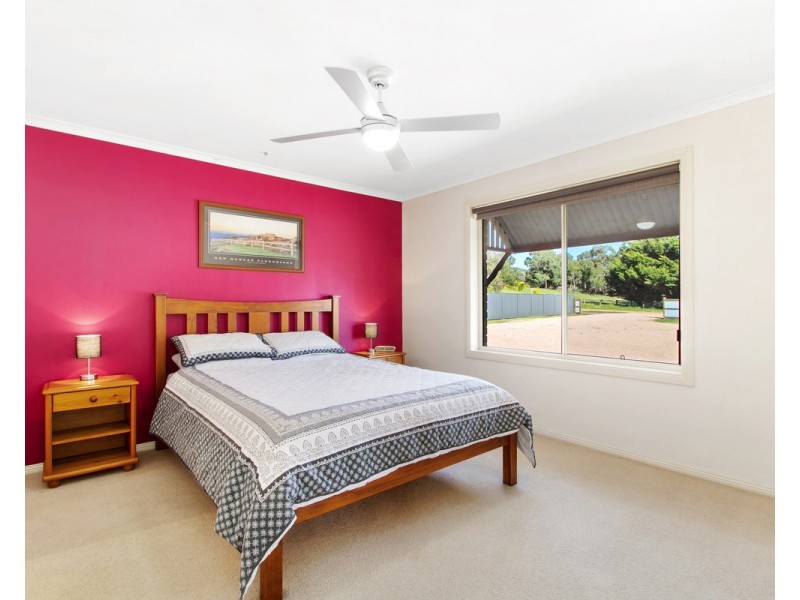 5 Clear View Court, Longford VIC 3851