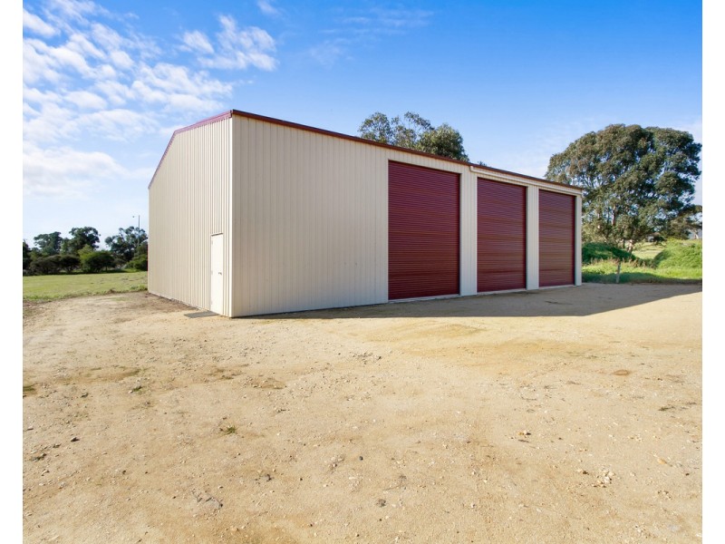 5 Clear View Court, Longford VIC 3851