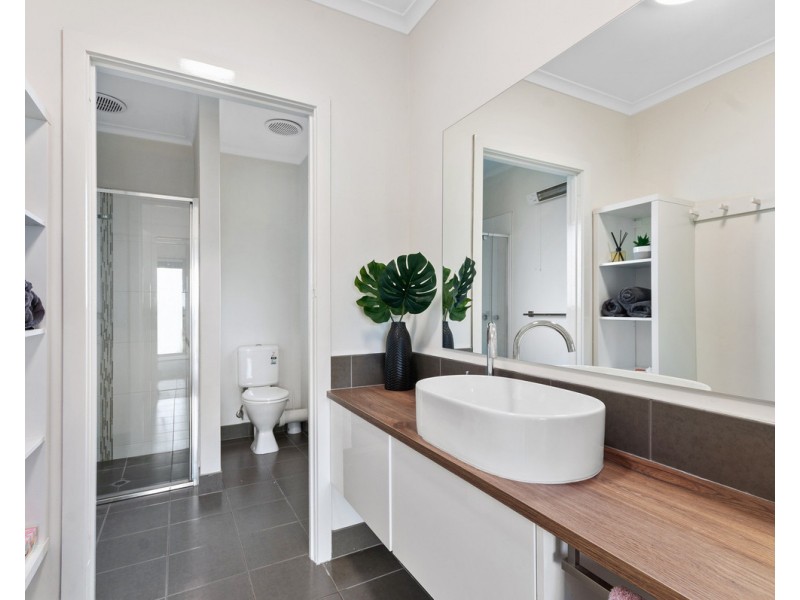 23 Newnham Road, Longford VIC 3851