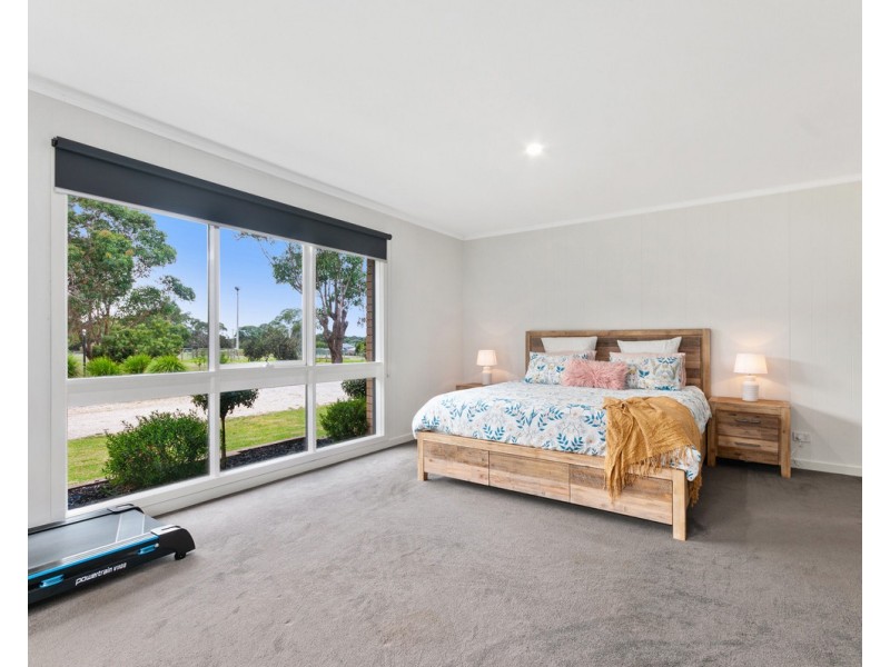 23 Newnham Road, Longford VIC 3851