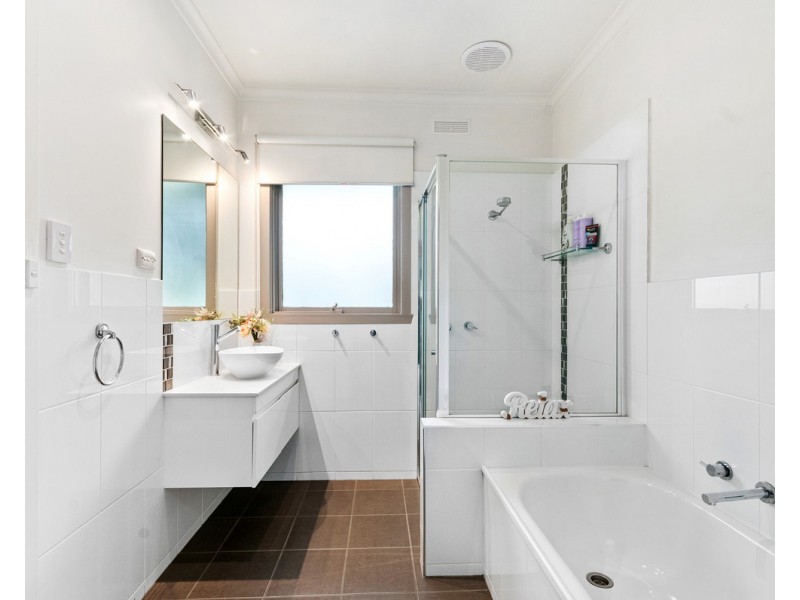 23 Newnham Road, Longford VIC 3851