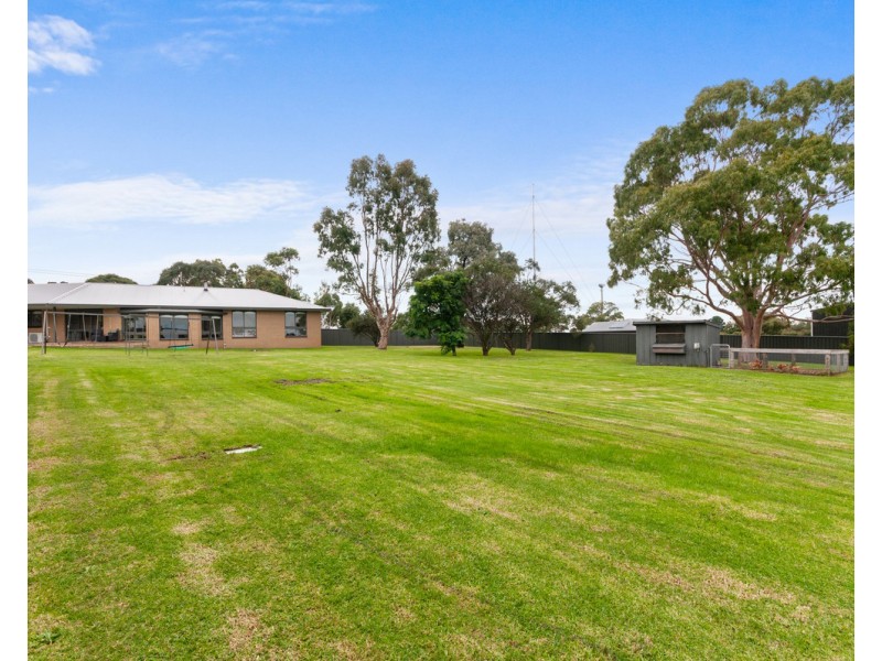 23 Newnham Road, Longford VIC 3851