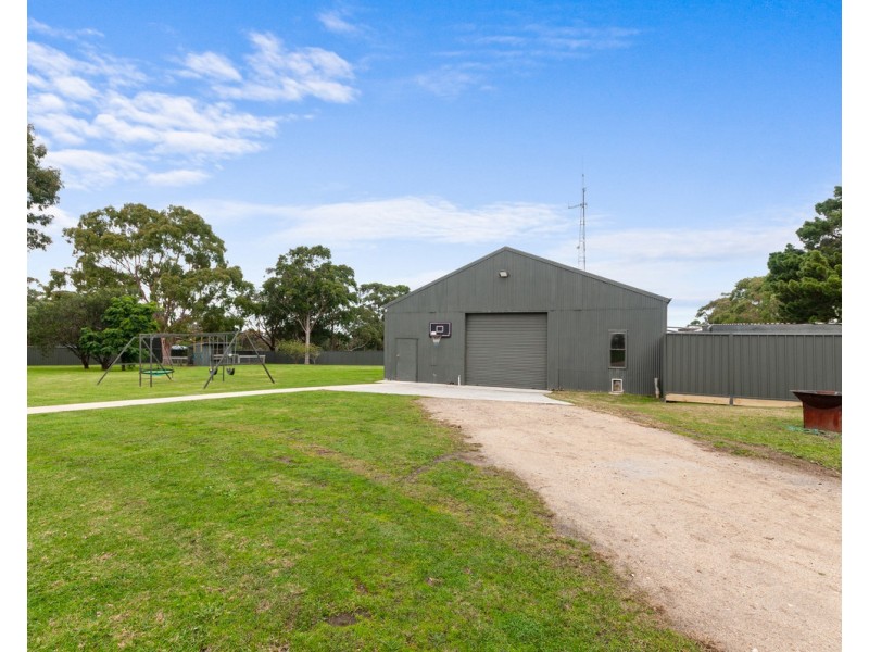 23 Newnham Road, Longford VIC 3851