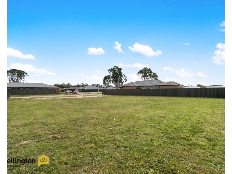 10 Warnock Way, Stratford VIC 3862