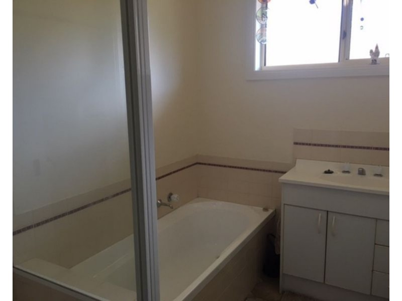 52 Dundas Street, Sale VIC 3850