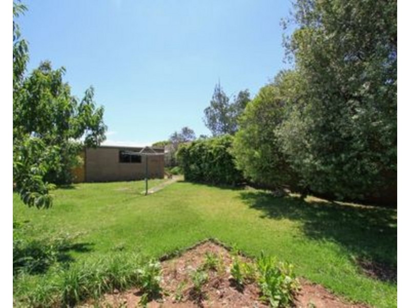 9 Janice Way, Sale VIC 3850