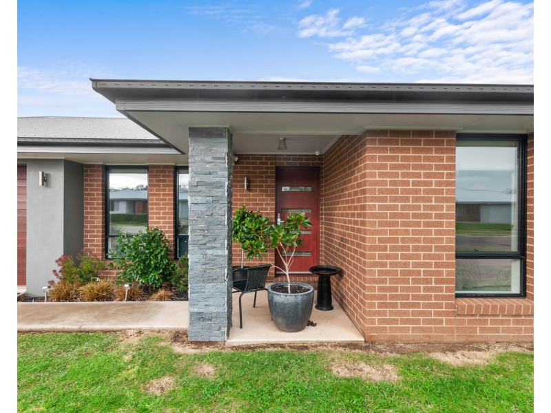 46 Woondella Boulevard, Sale VIC 3850