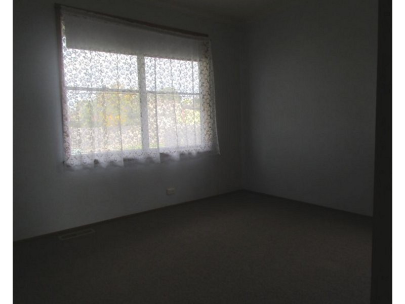 1 Alexandra Avenue, Sale VIC 3850