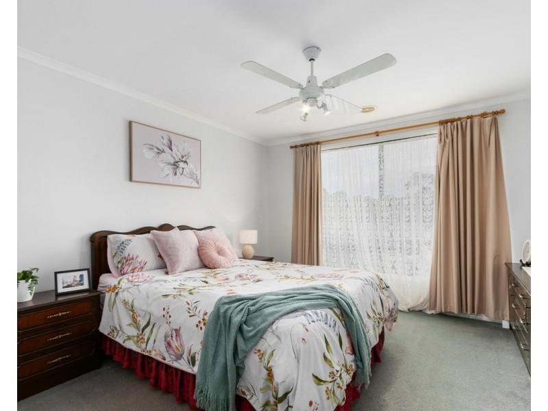 10 Krista Court, Sale VIC 3850