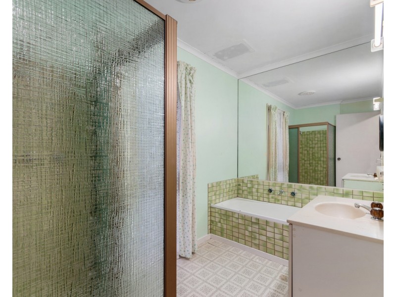 4 Staddon Court, Stratford VIC 3862