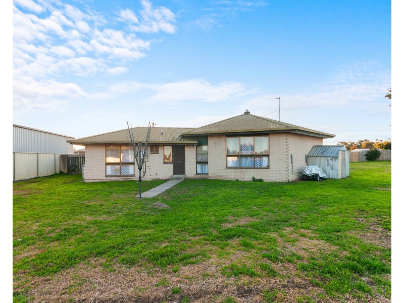 4 Staddon Court, Stratford VIC 3862