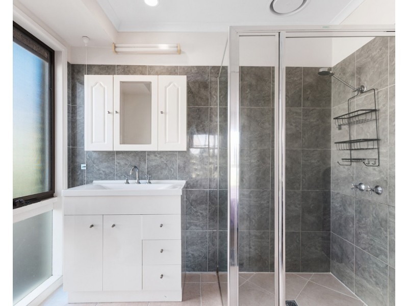 21 Wellington Drive, Sale VIC 3850