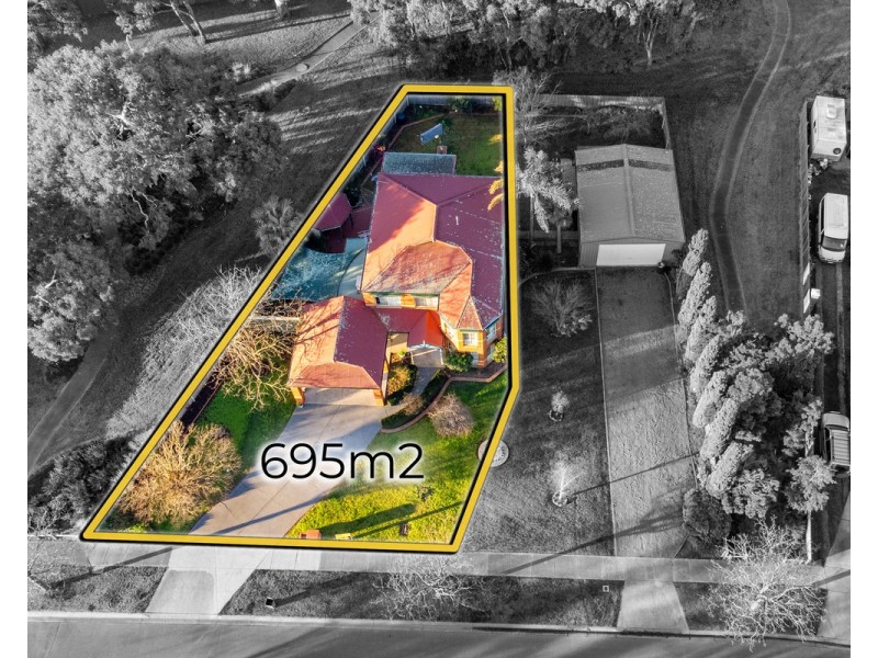 32 Mark Avenue, Sale VIC 3850