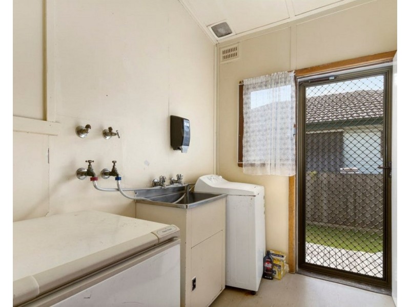 16 Mathieson Street, Sale VIC 3850