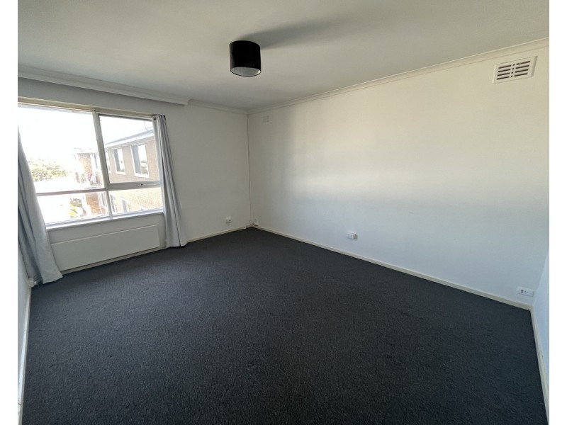 18/291 York Street, Sale VIC 3850