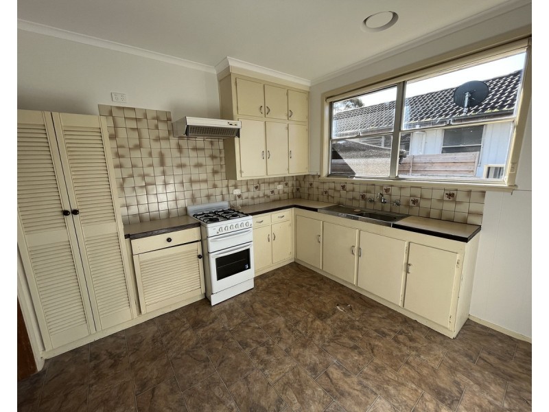 13 Cartledge Way, Sale VIC 3850