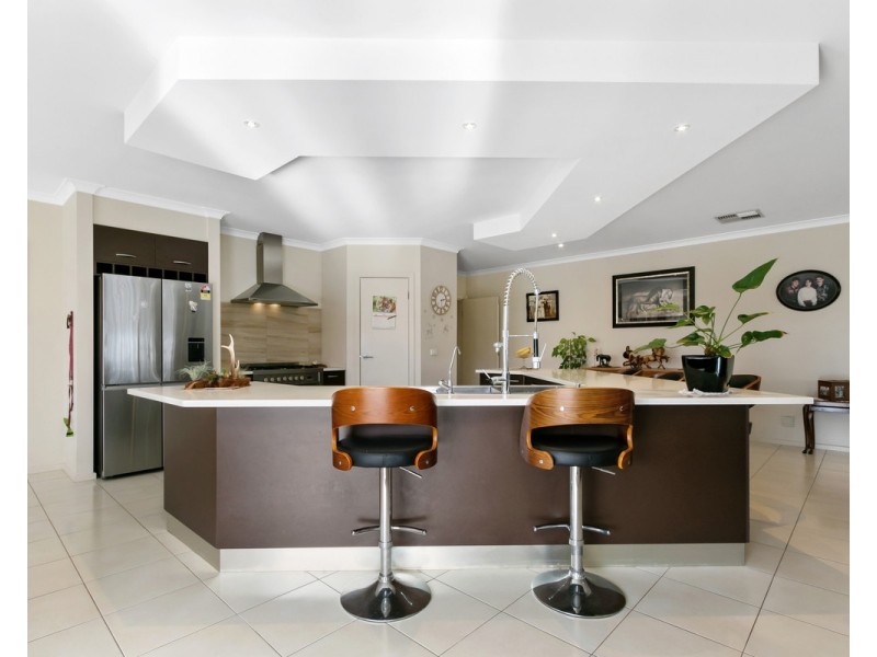 66 Boggy Creek Road, Longford VIC 3851