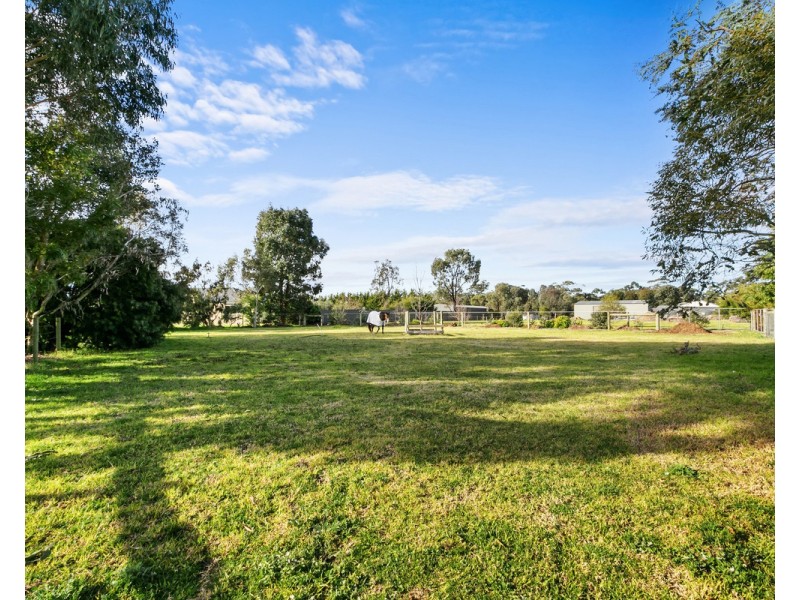 66 Boggy Creek Road, Longford VIC 3851
