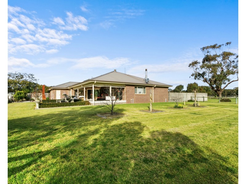 66 Boggy Creek Road, Longford VIC 3851