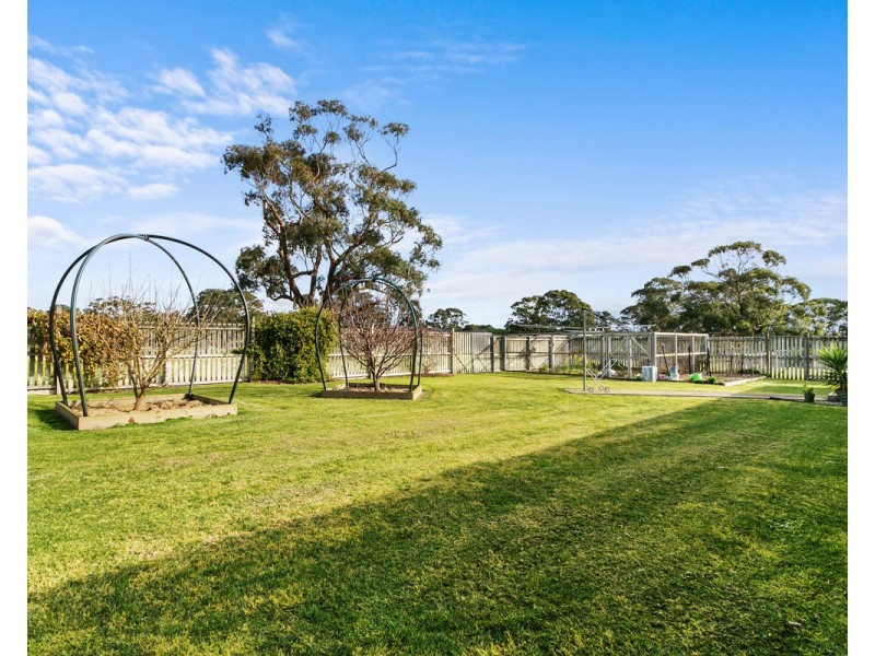 66 Boggy Creek Road, Longford VIC 3851