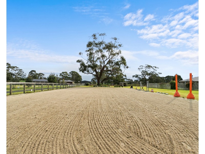 66 Boggy Creek Road, Longford VIC 3851