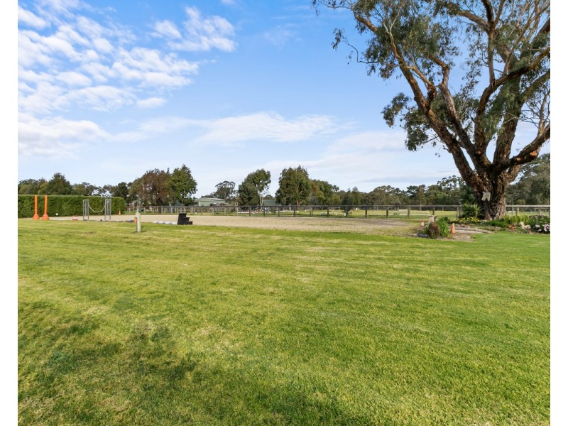 66 Boggy Creek Road, Longford VIC 3851