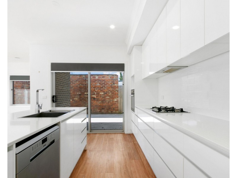 2 Lapwing Lane, Sale VIC 3850