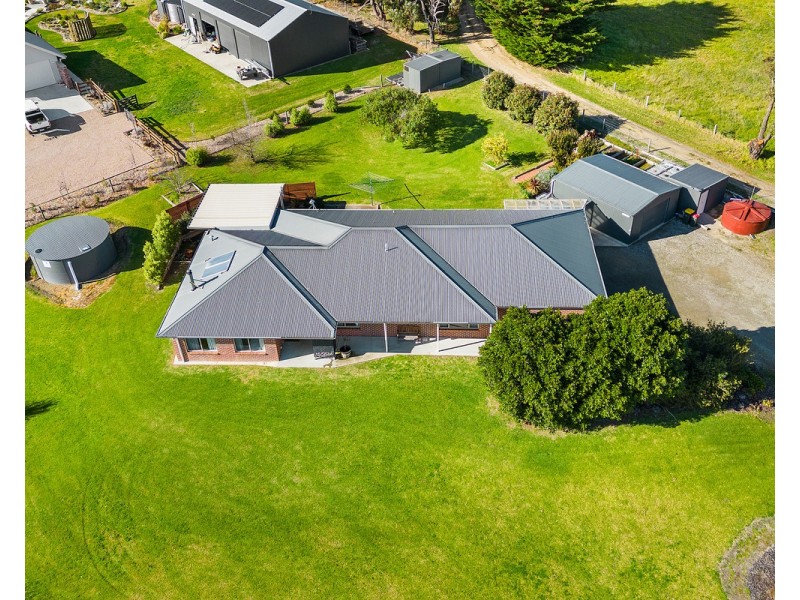 6176 South Gippsland Highway, Longford VIC 3851